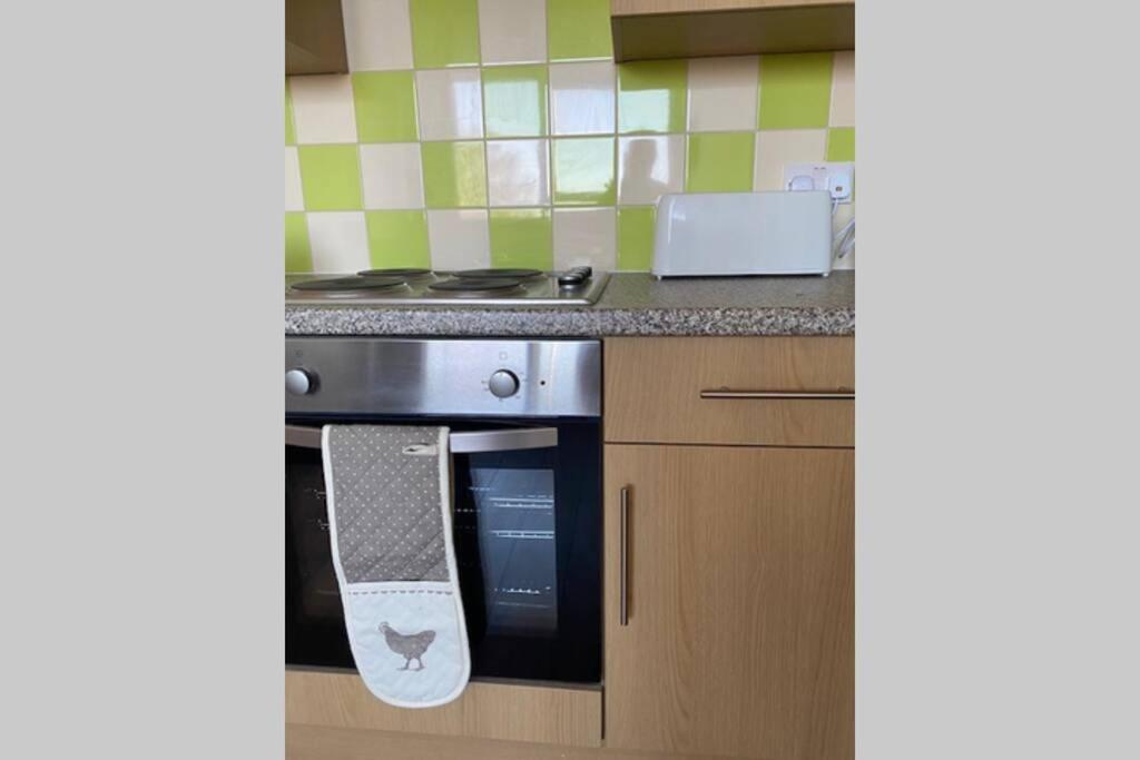 3 Bed Contemporary Crewe Apartment 外观 照片